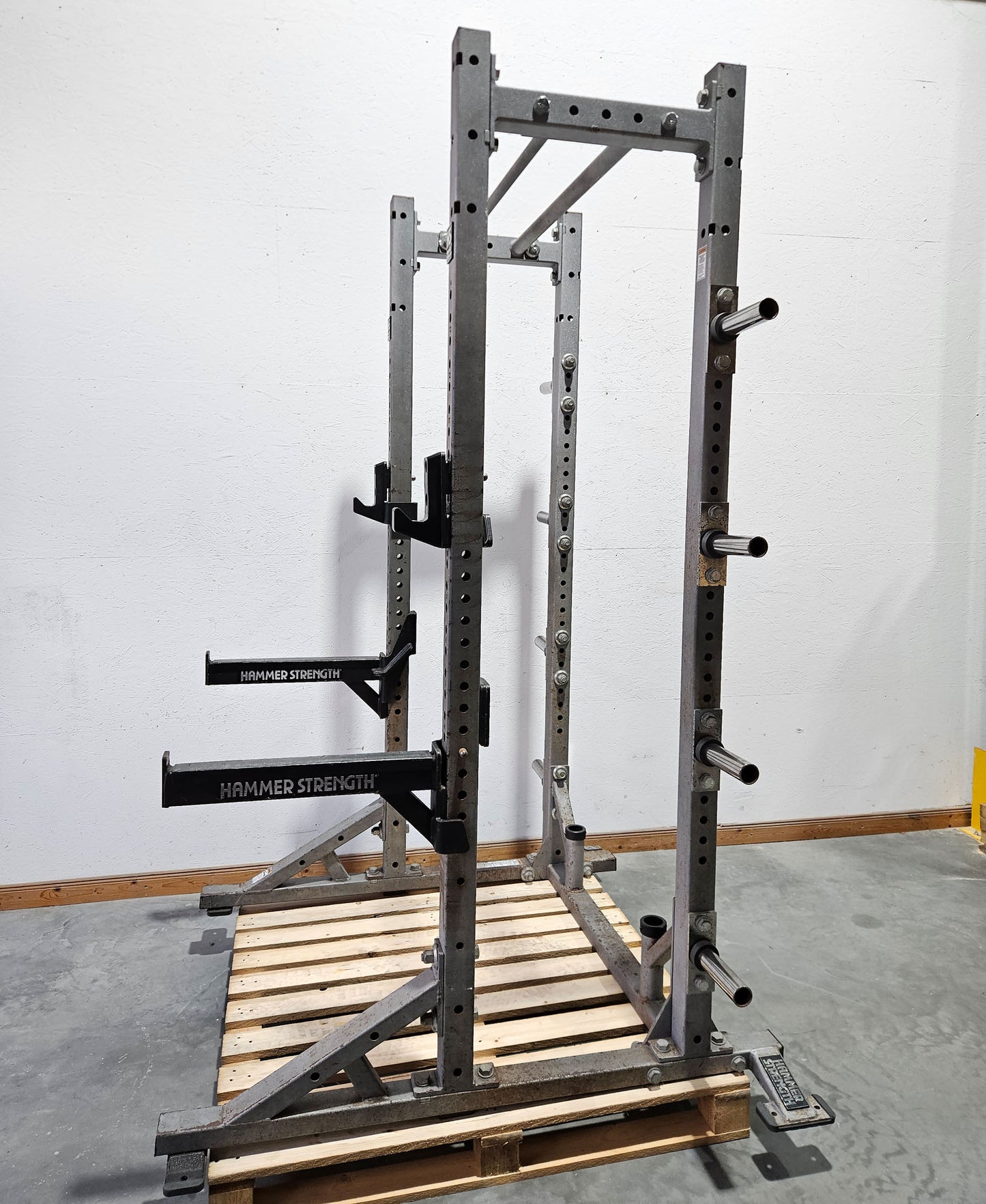 Hammer Strength HD Athletic Half Rack, Farbe Silber, gebraucht - geprüfter technischer Zustand mit optischen Gebrauchsspuren