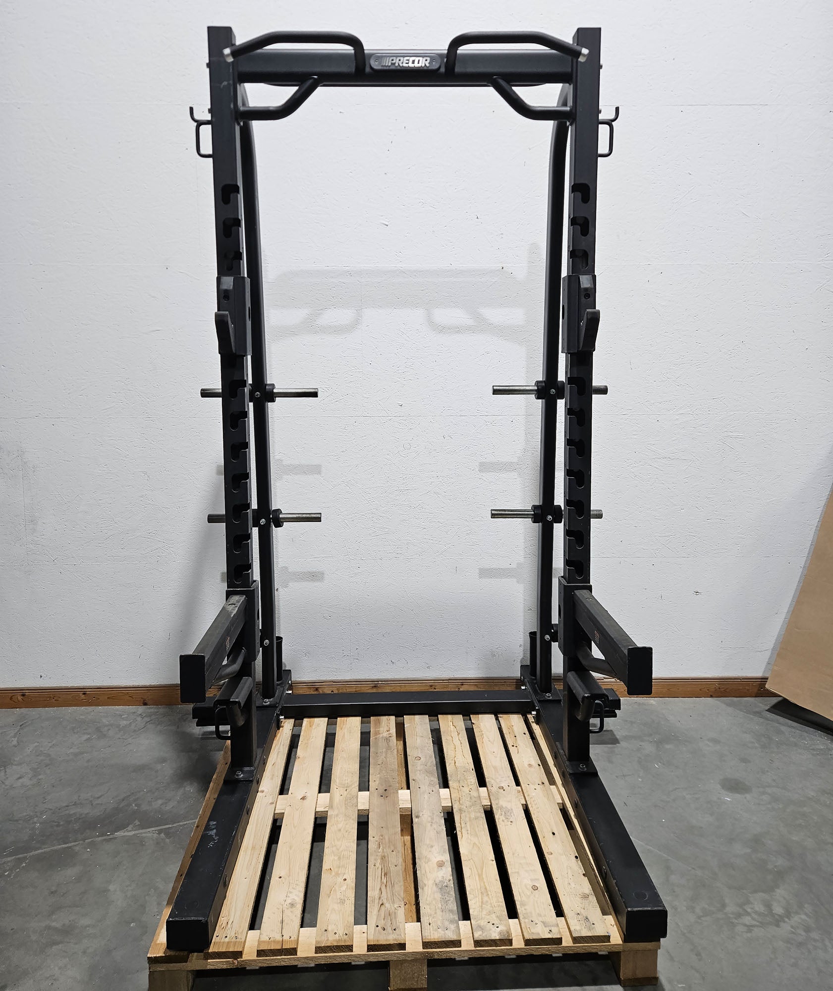 Precor Half Rack inkl. Bodenplattform, Abwurfplattform aus Gummi und H ...