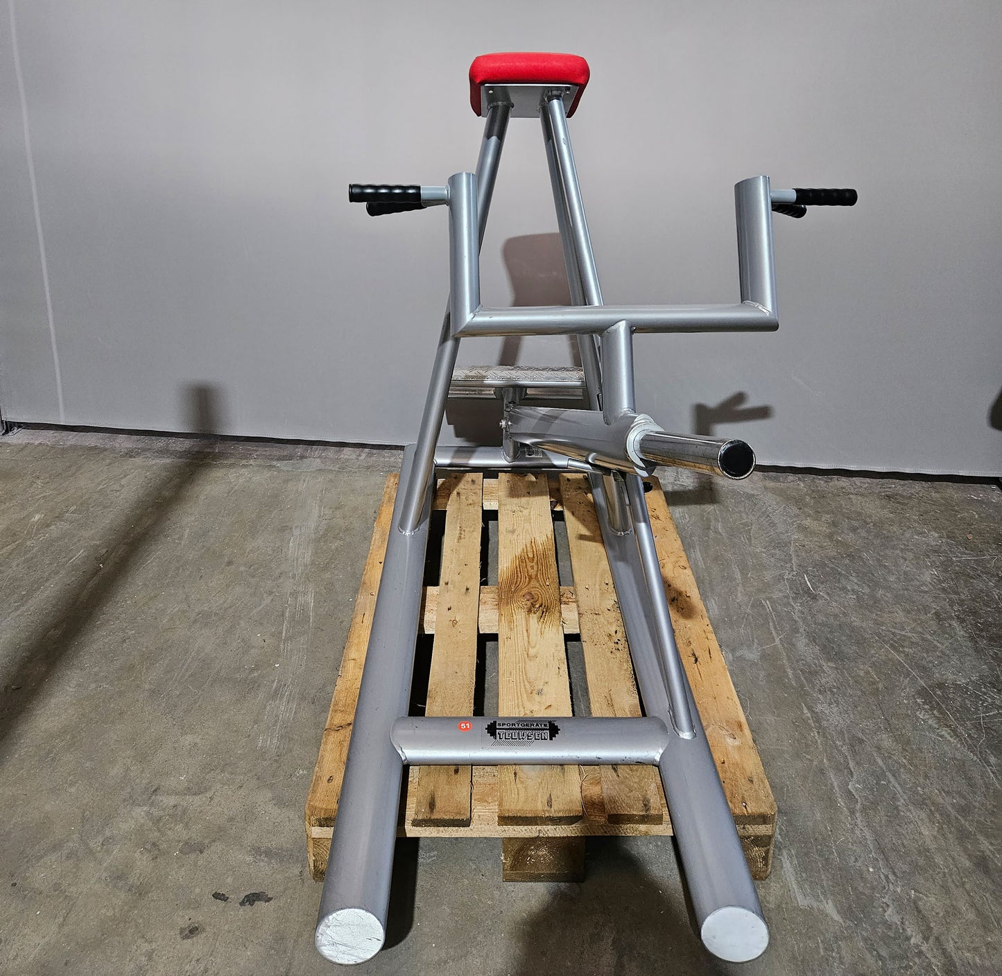 Teuwsen T-Bar Row Ruderstation mit Bruststütze. Ähnlich Gym80 oder L+K, Plate loaded Kraftgerät Rudern, Rahmen Silber, gebraucht - geprüfter Zustand