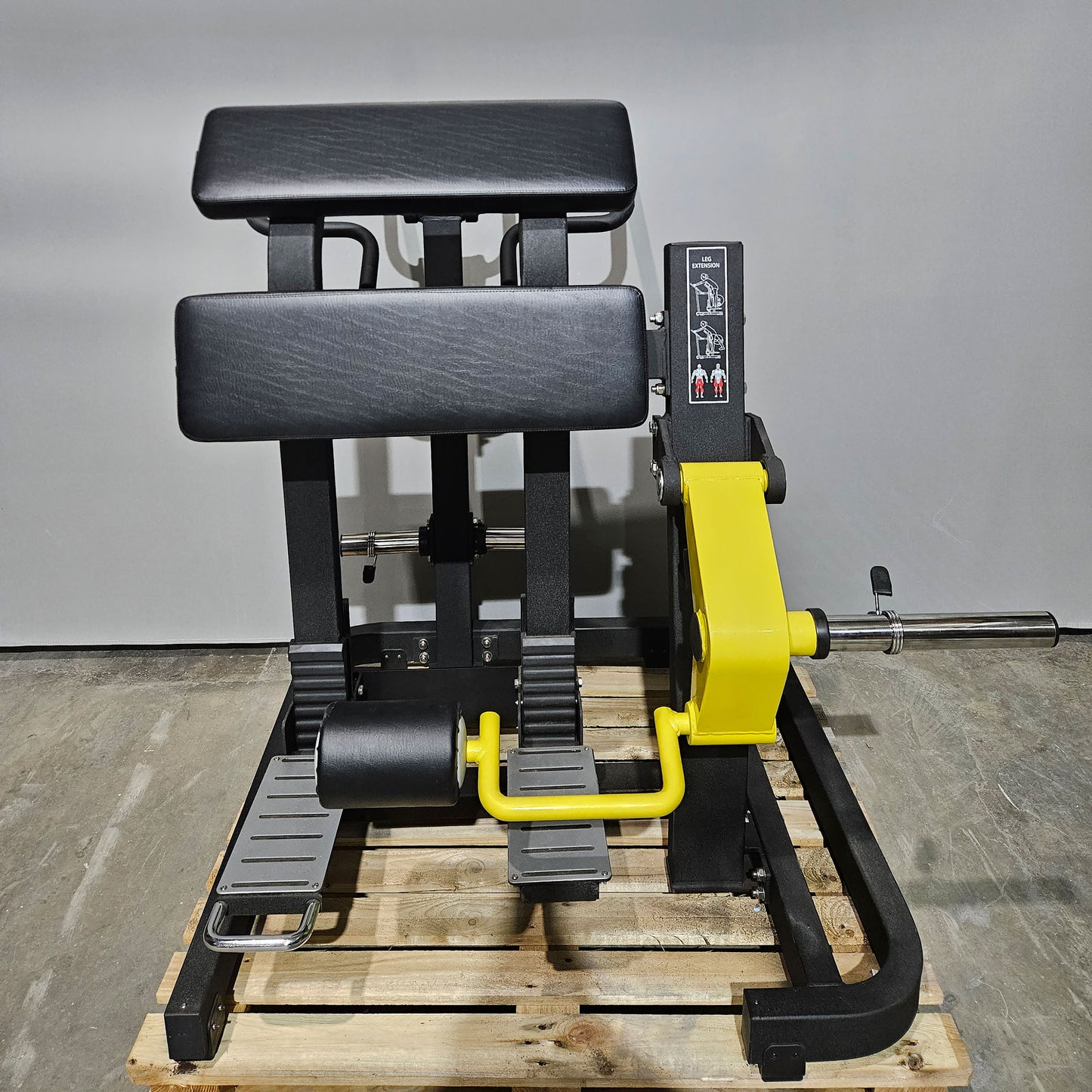 DankSport Beinbeuger stehend, Standing Leg Curl Plate loaded, Farbe Schwarz, gebraucht - überholter Zustand