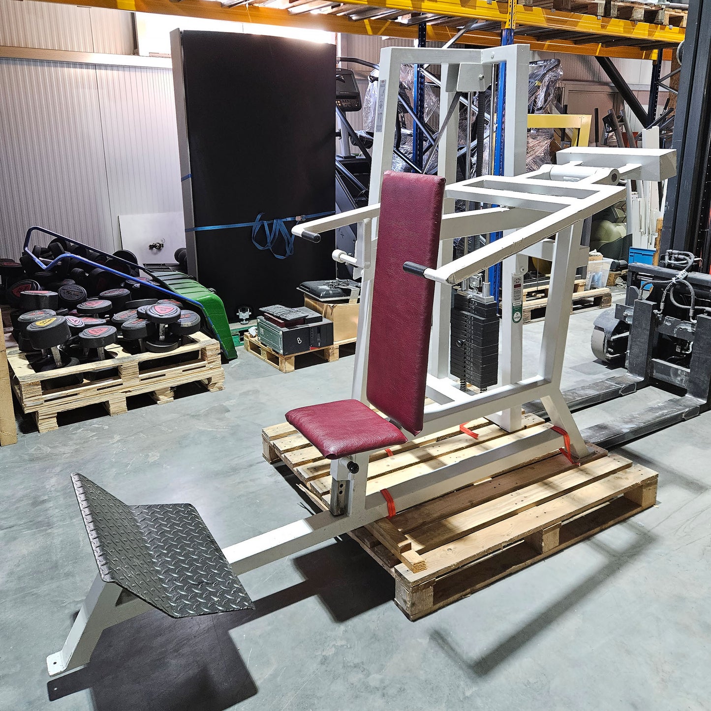 Gym80 Schulterpresse, Shoulder Press, Overhead Press, Oldschool Bodybuilding, Rahmenfarbe Weiß, gebraucht mit Gebrauchsspuren