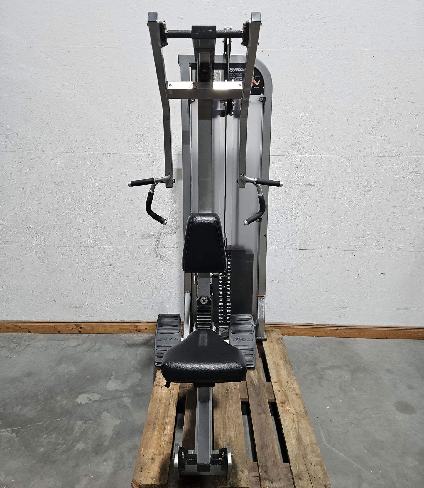 Life Fitness Set 10 Strength Equipment, Signature Series, Frame Silver, Upholstery Black, Used - Refurbished Condition