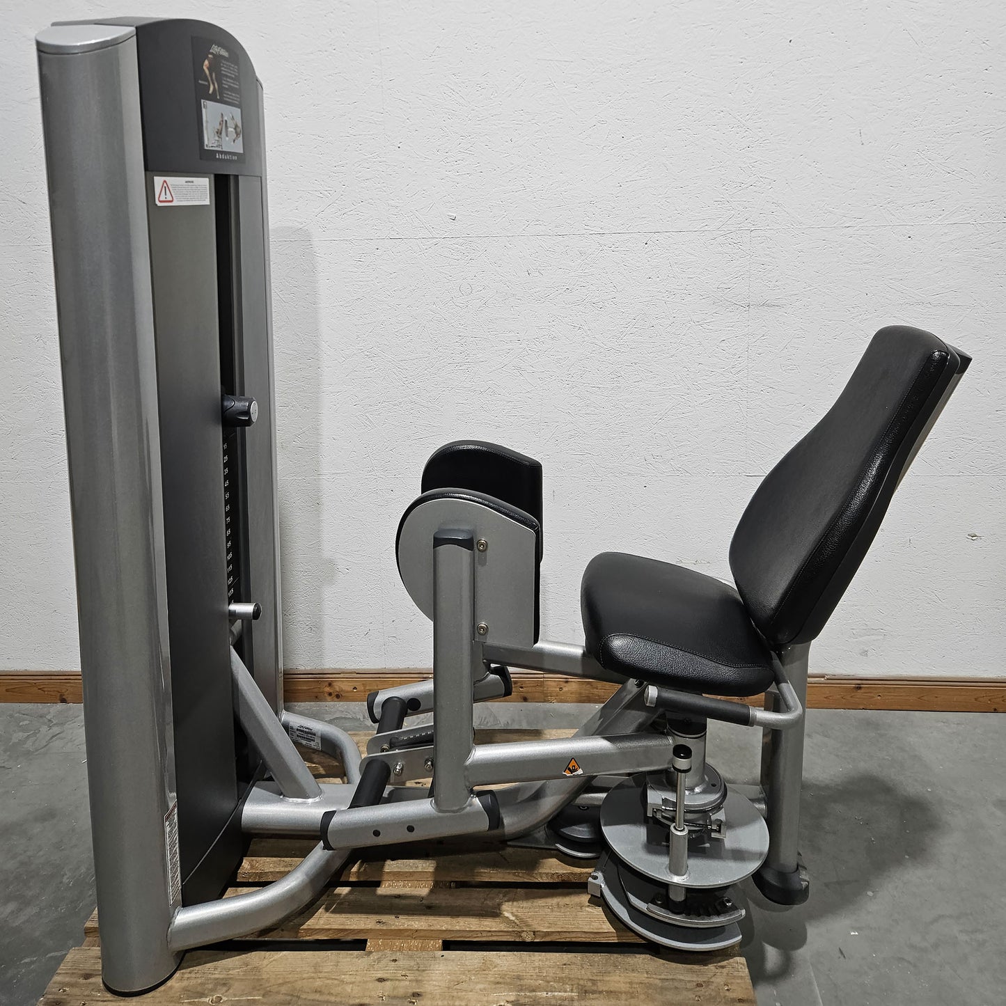 Life Fitness Set 10 Strength Equipment, Signature Series, Frame Silver, Upholstery Black, Used - Refurbished Condition