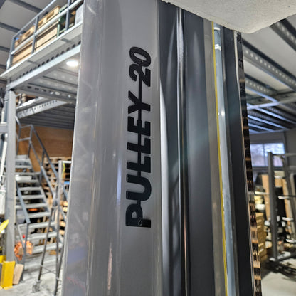 Lojer Seilzugapparat Pulley 20, Wandmontage, 2 Stück im Set, Höhenverstellbarer Kabelzug mit 20kg Gewichtsblock, Farbe Silber - gebraucht - geprüfter Zustand