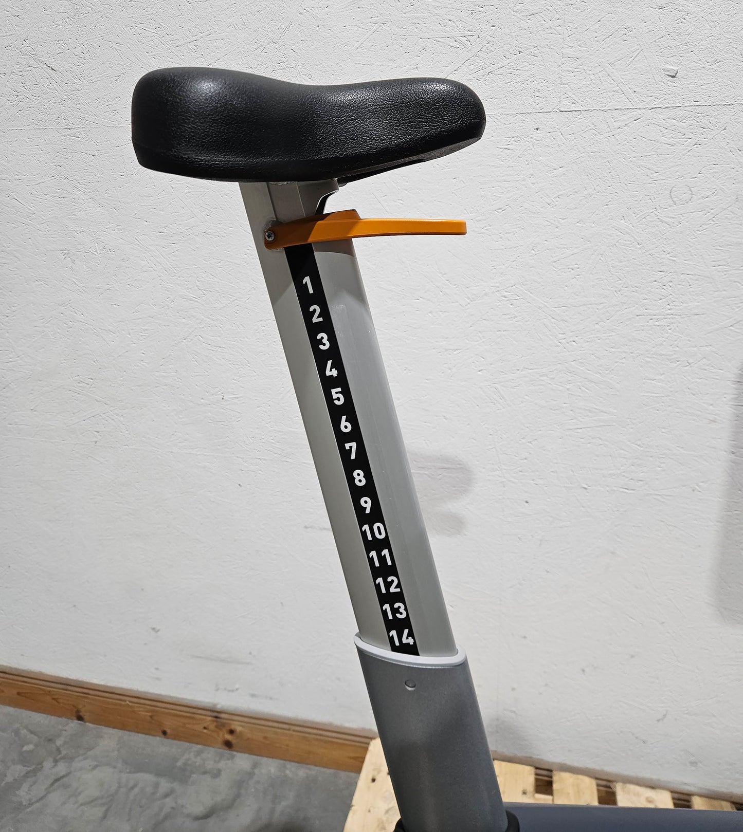 Precor Ergometer UBK 835, Upright Bike, LED Konsole, gebraucht - überholter Zustand