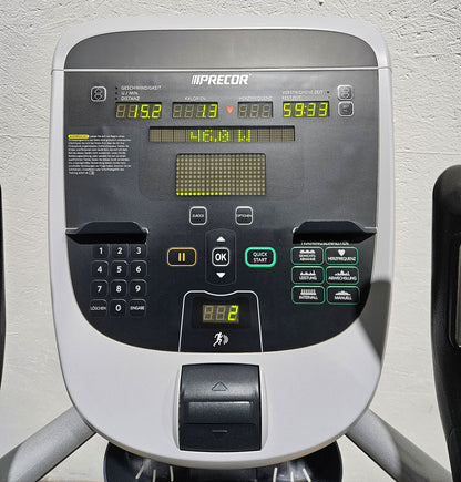 Precor Ergometer UBK 835, Upright Bike, LED Konsole, gebraucht - überholter Zustand