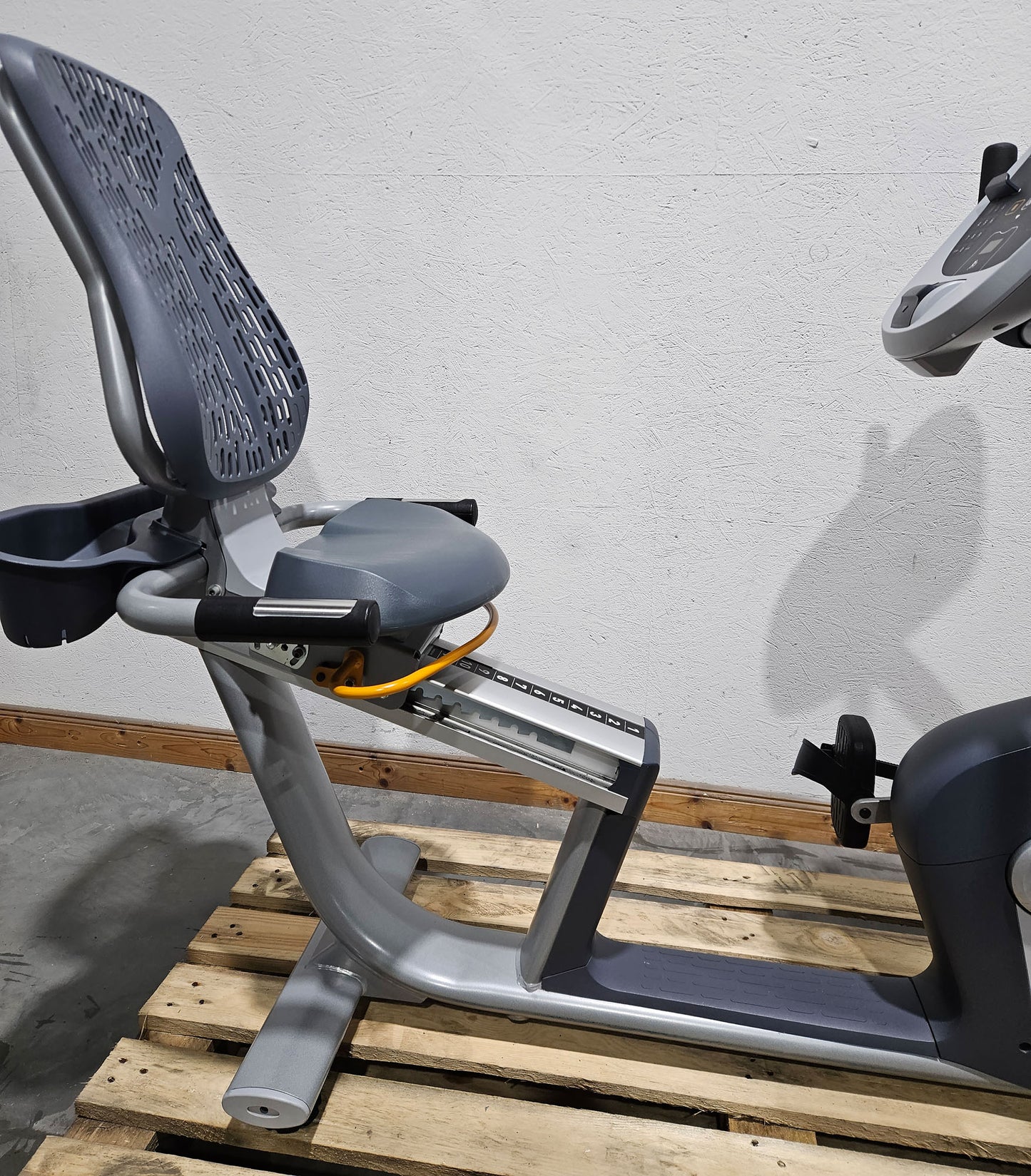 Precor Recumbent RBK 835, Liegeergometer, LED Konsole, gebraucht - überholter Zustand
