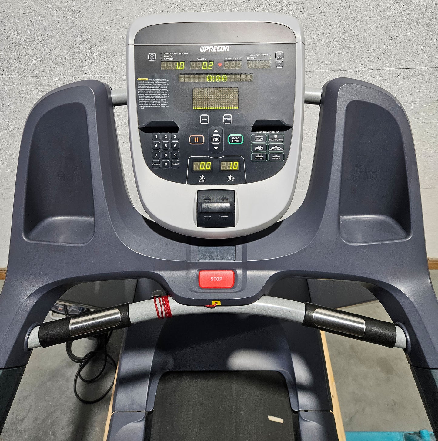 Precor Laufband TRM 835, Treadmill, LED Konsole, gebraucht - überholter Zustand