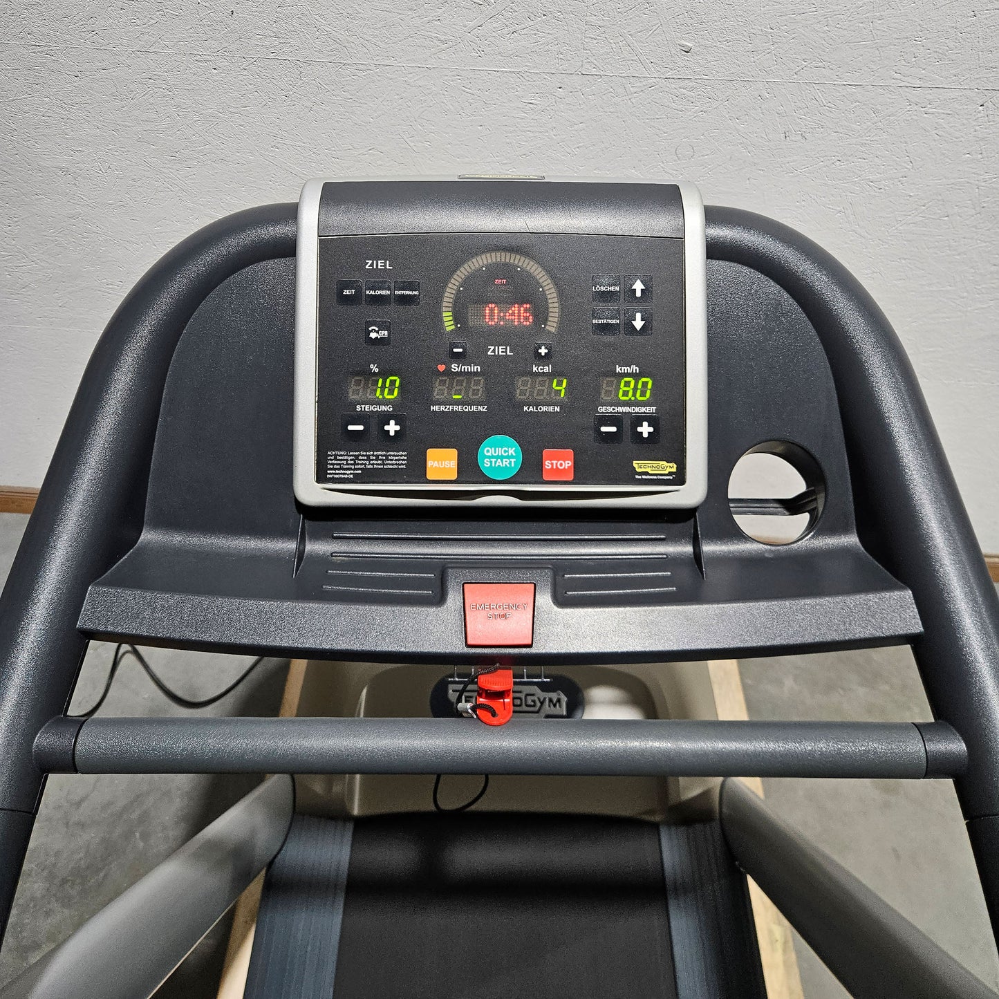 TechnoGym Laufband Excite Line Jog Now 500, LED Display, gebraucht - überholter Zustand
