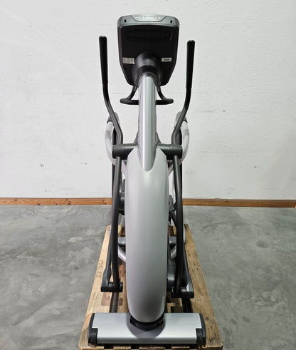 Matrix A3X bzw E3X Crosstrainer, Ascent Trainer, Suspension Elliptical Trainer, LED Display, Farbe Silber, gebraucht - überholter Zustand