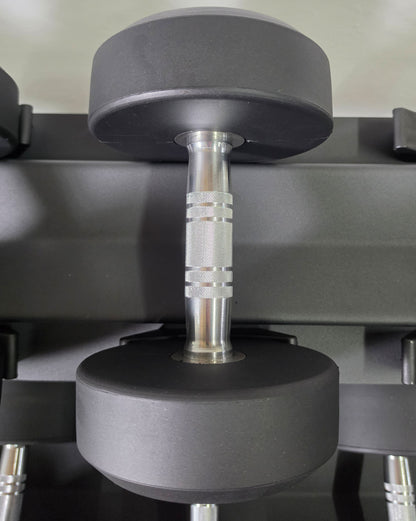 Kurzhantelsatz aus Gummi von 2,5 bis 30 kg, in 2,5kg Stufen, 12 gummierte Hantelpaare im Set - NEU