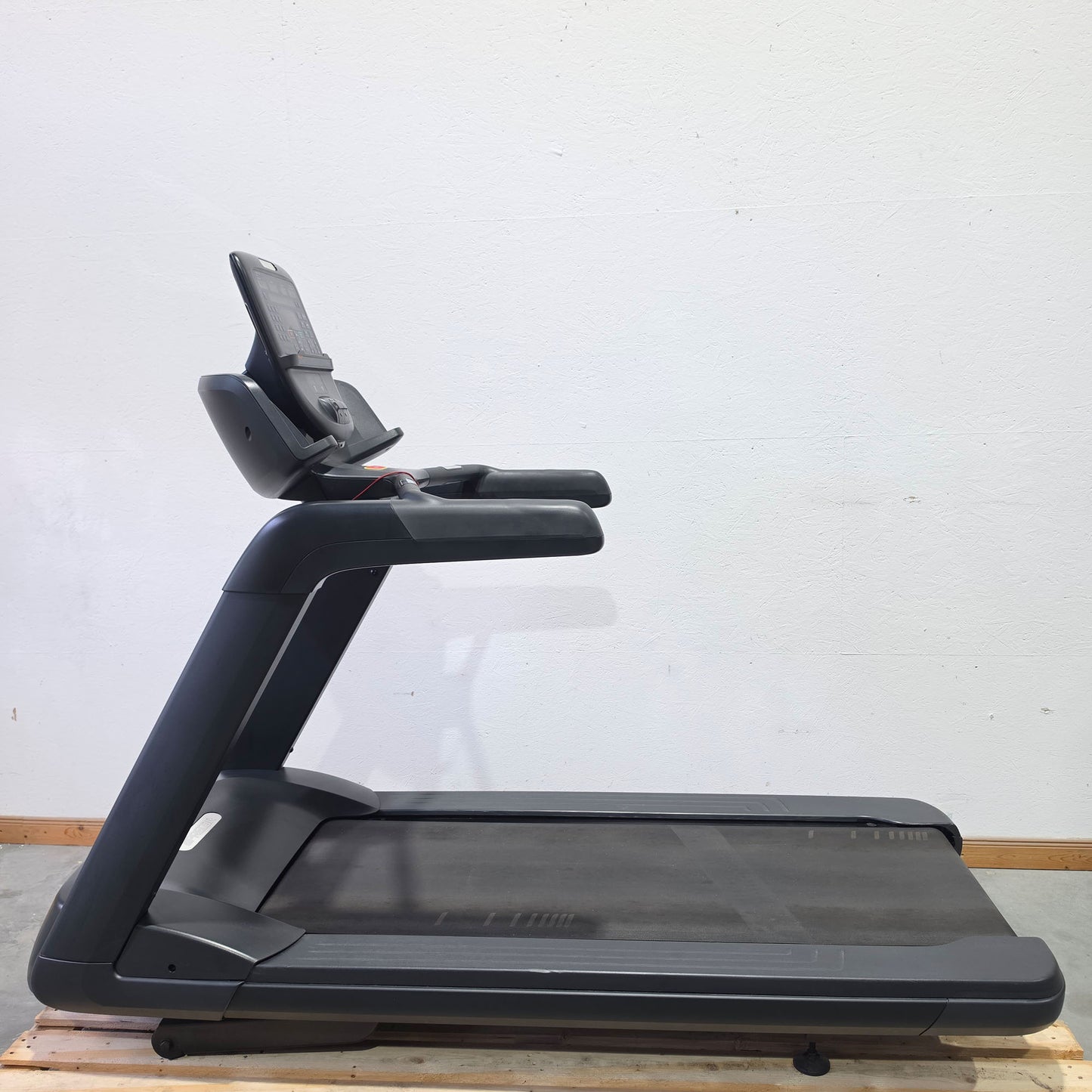 Precor Laufband TRM 731 Treadmill, P31 LED Konsole, Farbe Schwarz, gebraucht - überholter Zustand
