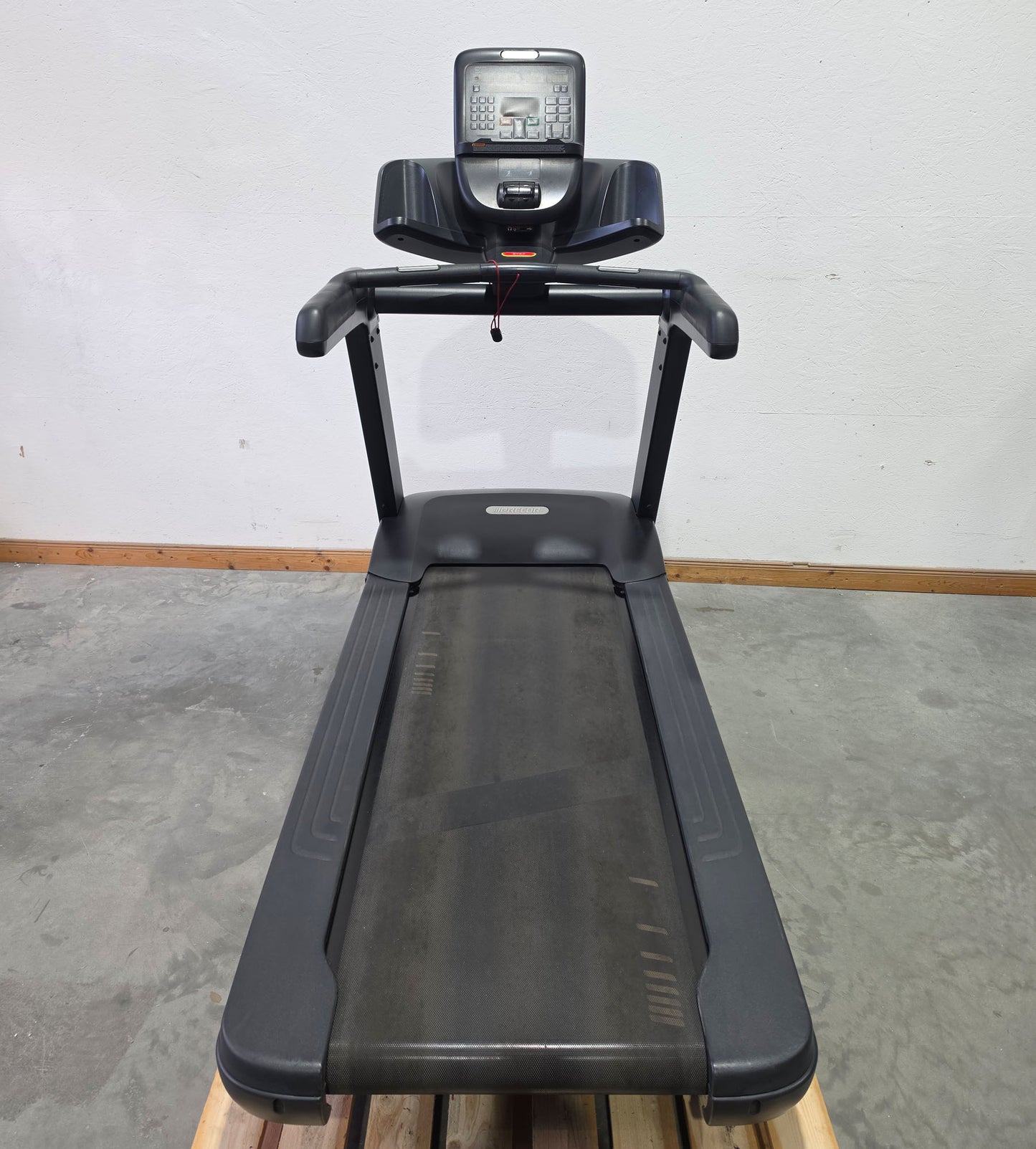Precor Laufband TRM 731 Treadmill, P31 LED Konsole, Farbe Schwarz, gebraucht - überholter Zustand