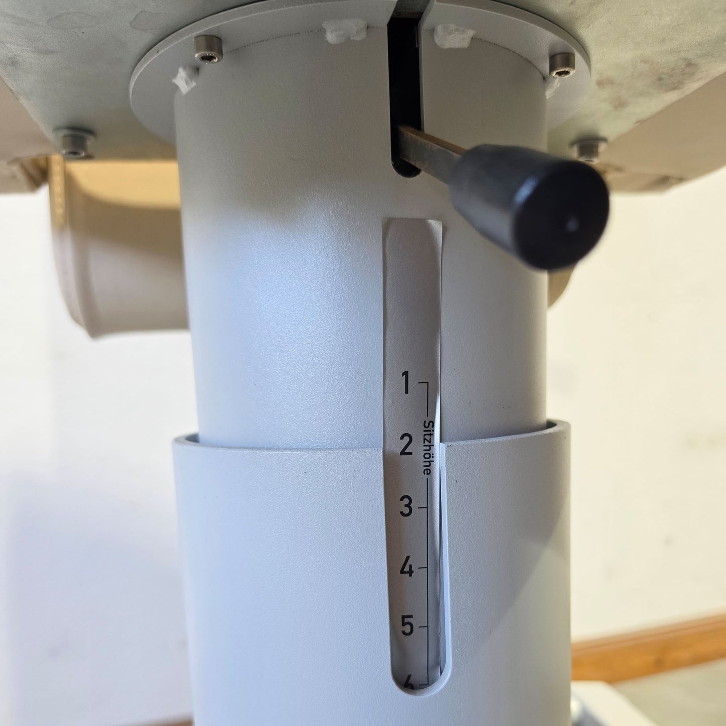 Frei Genius Eco Bankdrückmaschine, Brustpresse, Chestpress, MPG, Reha, Rahmenfarbe Silber, gebraucht - überholter Zustand