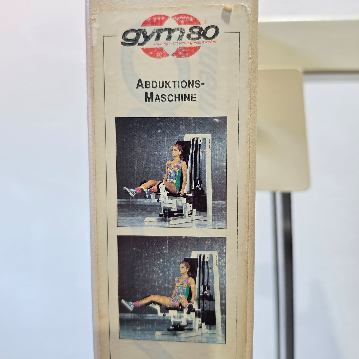 Gym80 - 2er Set = Abduktoren und Adduktorenmaschine, Oldschool Edition oder Classic Line, Hip Abduction und Hip Adduction Set, Rahmenfarbe Weiß, gebraucht mit Gebrauchsspuren