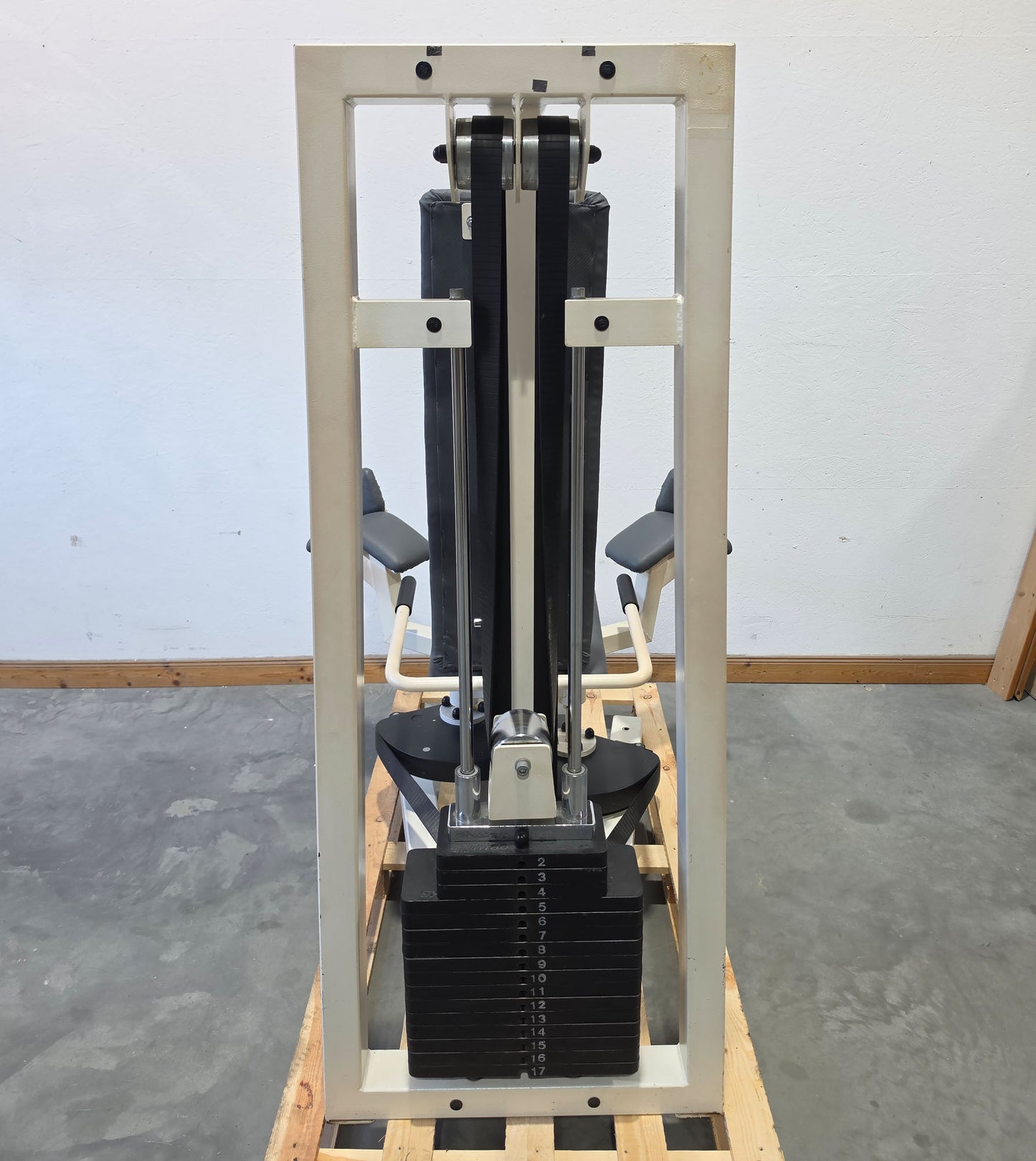 Gym80 - 2er Set = Abduktoren und Adduktorenmaschine, Oldschool Edition oder Classic Line, Hip Abduction und Hip Adduction Set, Rahmenfarbe Weiß, gebraucht mit Gebrauchsspuren