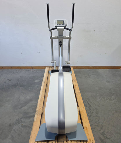 Emotion Fitness Motion Cross 800 med, mit großem Trainingsprogramm, Watt Training, Ellipsentrainer, Crosstrainer, gebrandet Frei AG, gebraucht - überholter Zustand