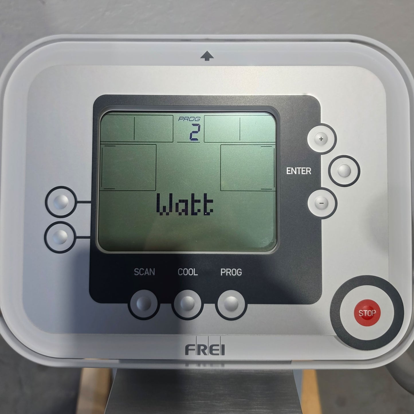 Emotion Fitness Motion Cross 800 med, mit großem Trainingsprogramm, Watt Training, Ellipsentrainer, Crosstrainer, gebrandet Frei AG, gebraucht - überholter Zustand