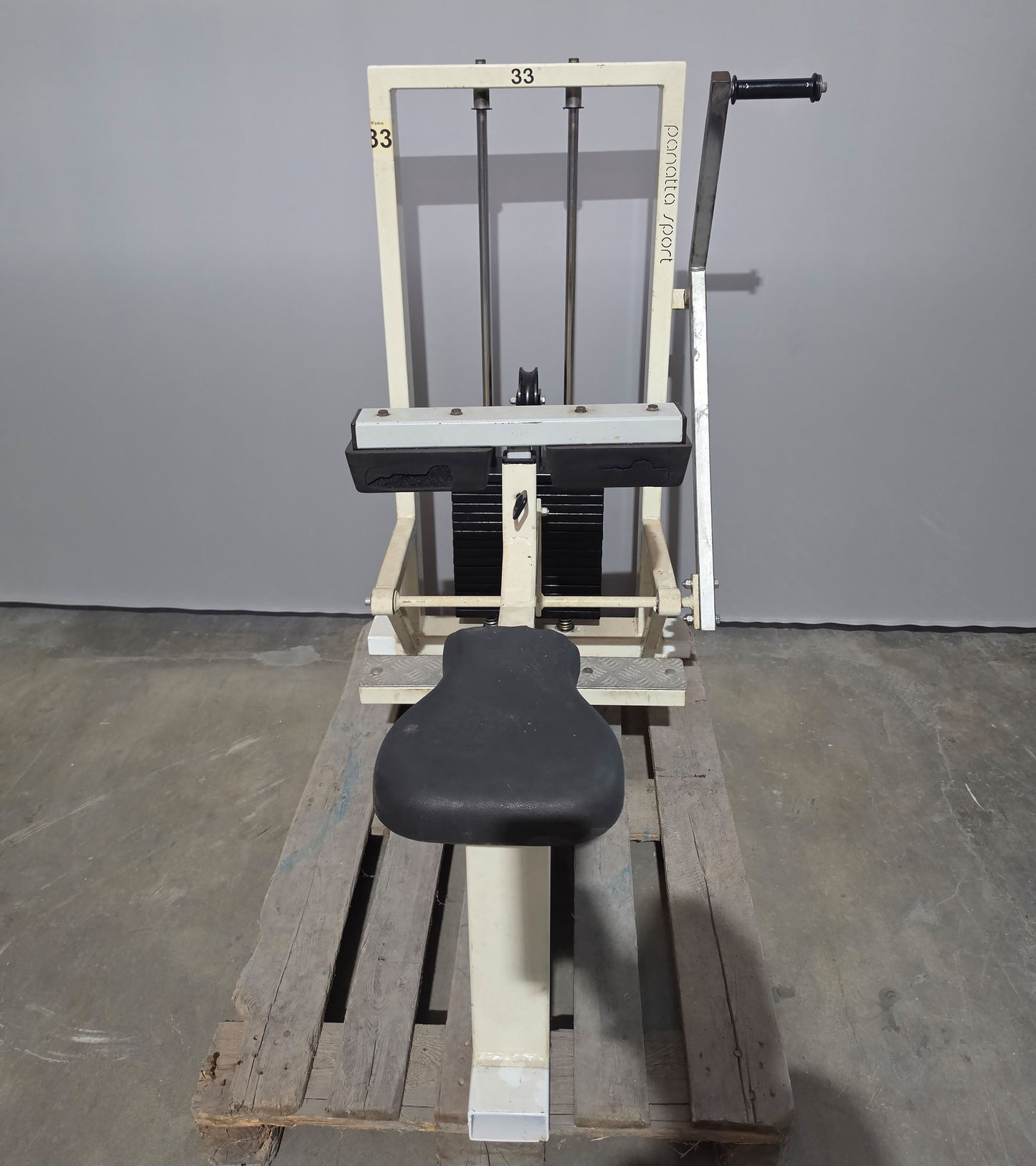 Panatta Wadenmaschine sitzend, Calf Machine, Wadenpresse, Oldschool Bodybuilding, Rahmenfarbe Weiß, gebraucht mit Gebrauchsspuren
