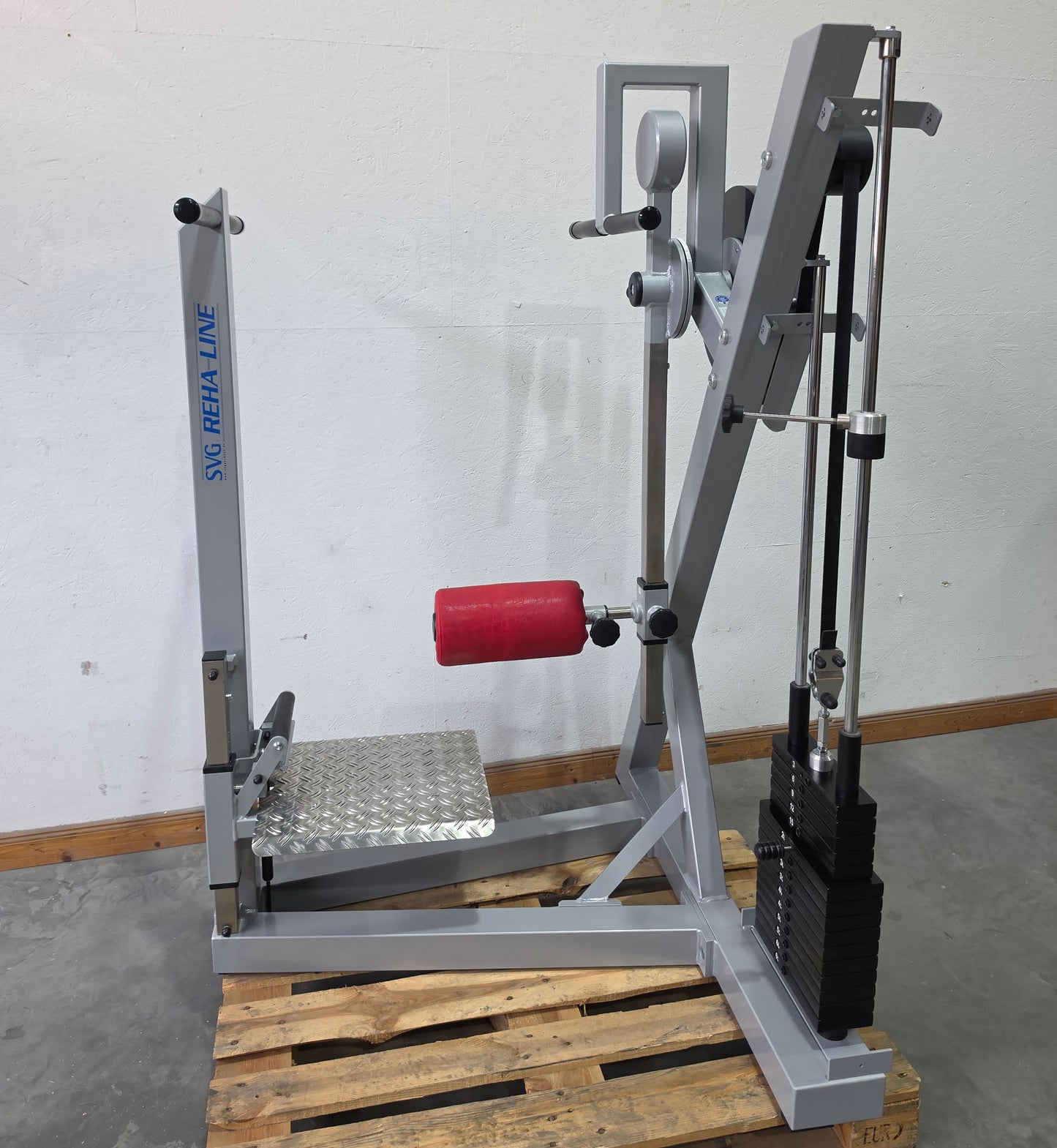 SVG Multi Hip, Kick Machine, Hip Pendulum, MPG, Frame Color Silver, Upholstery Red, MPG, used - refurbished condition