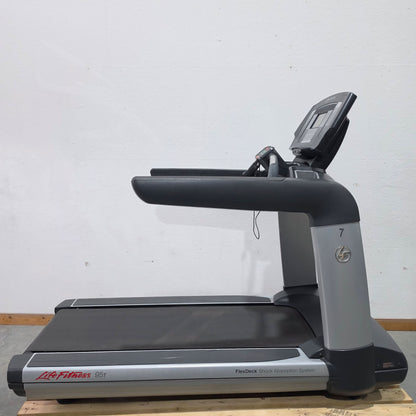 Life Fitness Laufband 95T - Elevation Series 95t - Engage 7" Touchscreen Konsole, gebraucht - überholter Zustand