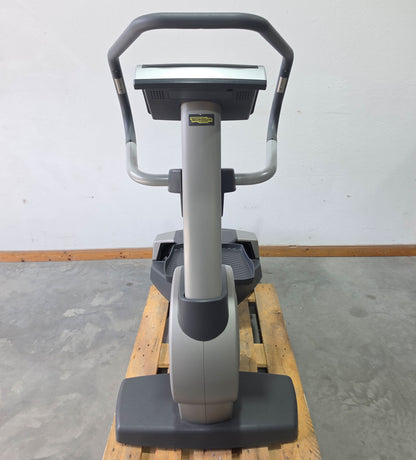 Technogym Wave Excite Line  700 Stepper - Inliner - Ski Ellipsentrainer, LED Display, gebraucht - überholter Zustand