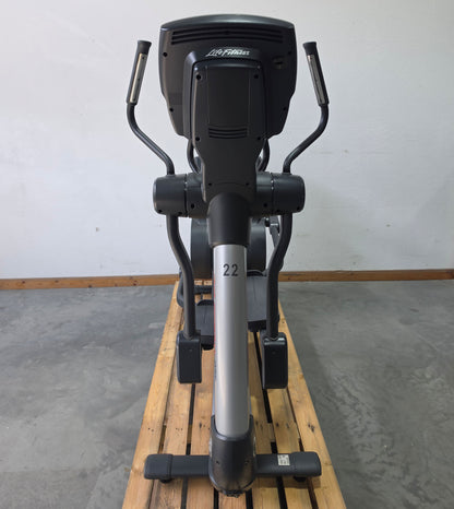 Life Fitness Crosstrainer 95X - Elevation Series 95x - Engage 7" Touchscreen Konsole, gebraucht - überholter Zustand