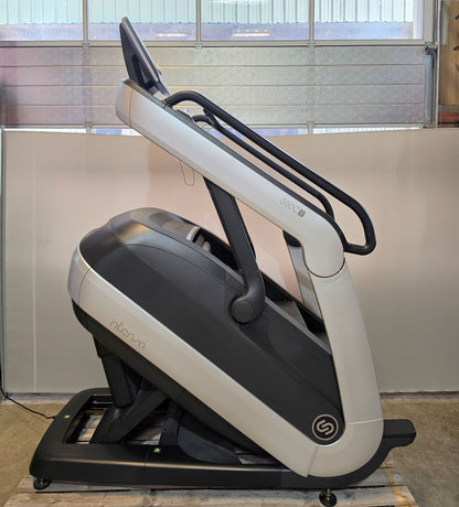 Intenza Escalate Stairclimber 550 Ci, Treppensteiger, Treppe, 20fach verstellbare Steigung, LED Display, gebraucht - überholter Zustand