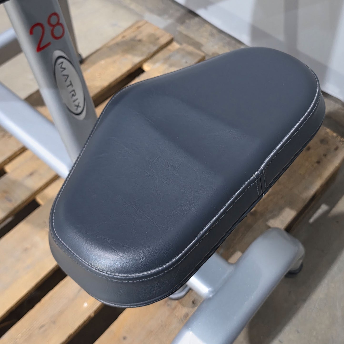 Matrix Scottcurl, Bizepsbank, SZ Curls, Rahmenfarbe Silber, gebraucht mit Gebrauchsspuren