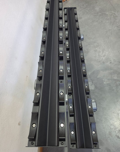 Matrix Kurzhantelständer für 10 Paare, Magnum 10-Pair Pro-Style Dumbbell Rack MG-A510, mit Ablageschalen, Farbe Silber, gebraucht - guter geprüfter Zustand