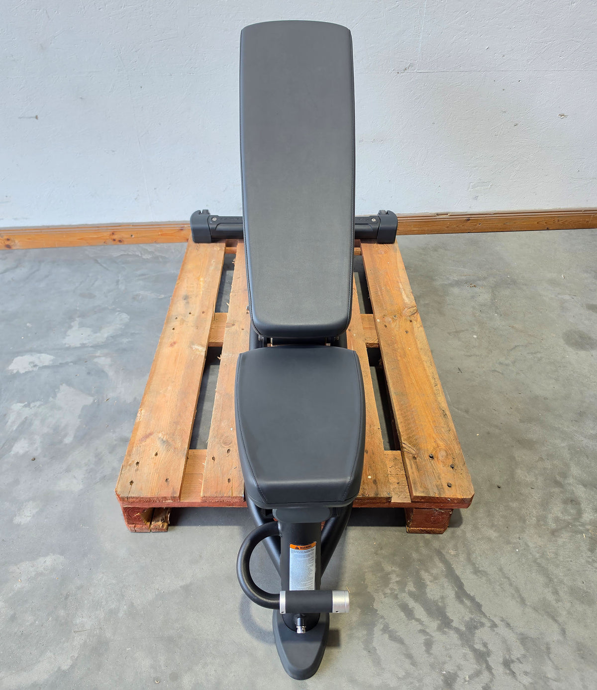 Matrix Magnum MG-A82 Universalbank verstellbar, Hantelbank ohne Ablage, Magnum Multi-adjustable Bench LP, Rahmenfarbe Schwarz, gebraucht - überholter Zustand