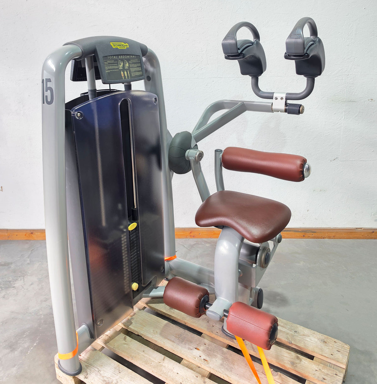 TechnoGym 18 Kraftgeräte mit Steckgewichten im Set aus der Selection Line, Strength Machines with Stack Weight, gebraucht - überholter Zustand