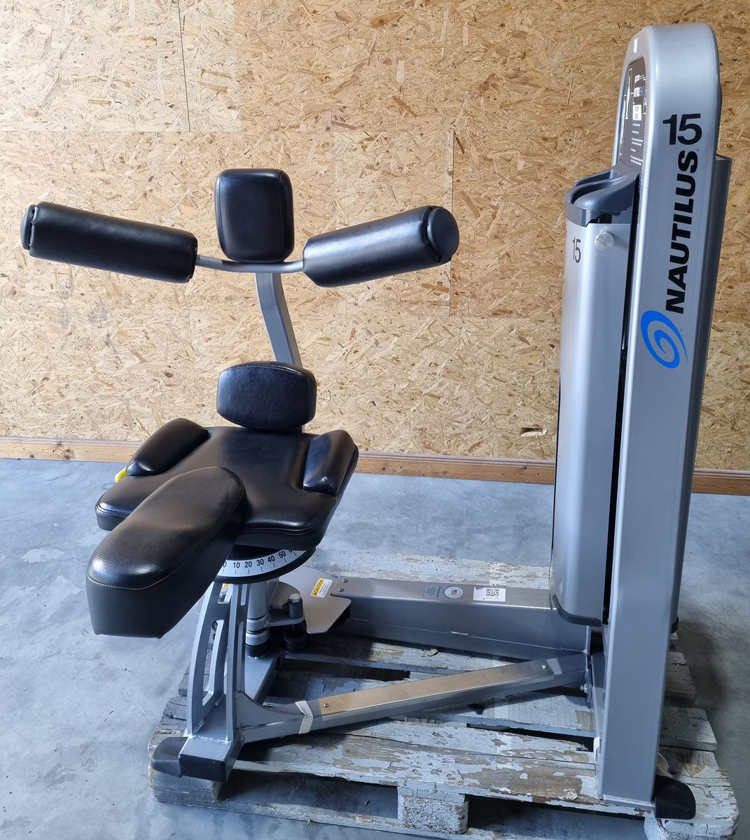 Nautilus Nitro Evo Strength Training Set - 27 fitness machines and 5 benches in a set - used - TOP condition