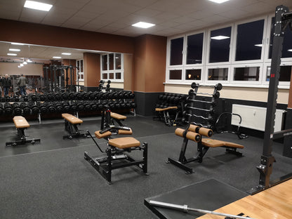 Life Fitness & Hammer Strength - 93 Fitnessgeräte - Kraftgeräte, Cardiogeräte, Plate loaded Geräte, Bänke etc - komplettes Fitnessstudio - gebraucht - TOP Zustand
