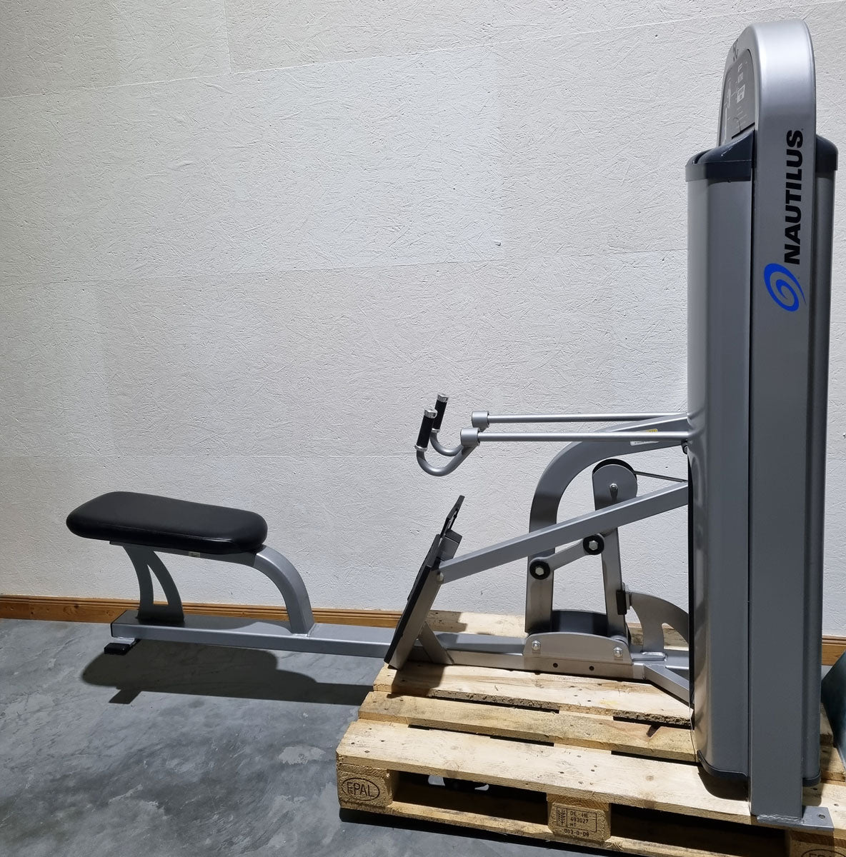 Nautilus Nitro EVO and Plus Series - Strength Training Set - 23 fitness machines and 3 benches in a set - used - TOP condition