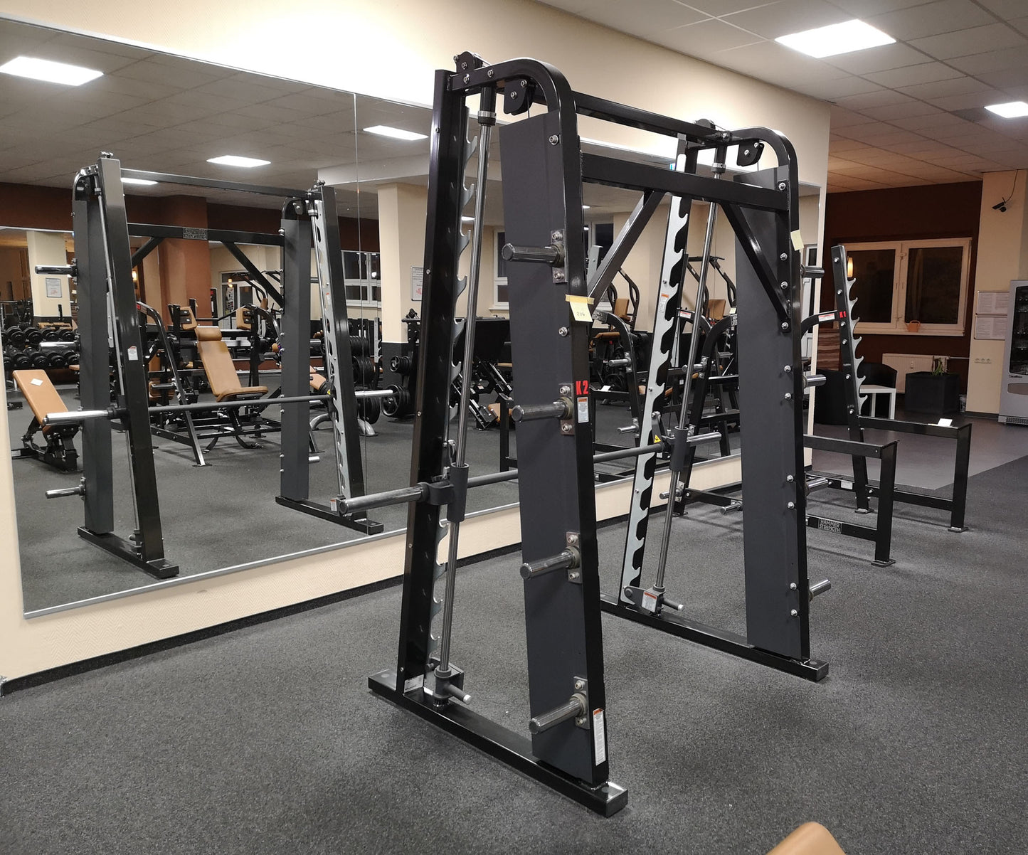 Life Fitness & Hammer Strength - 93 Fitnessgeräte - Kraftgeräte, Cardiogeräte, Plate loaded Geräte, Bänke etc - komplettes Fitnessstudio - gebraucht - TOP Zustand
