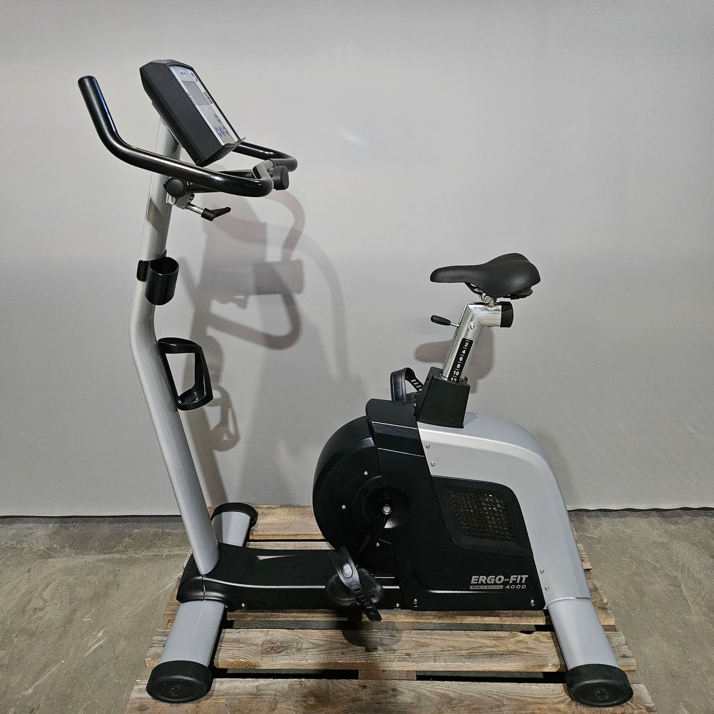 Ergo-Fit Cycle 4000, Fahrrad Ergometer, tiefer Durchstieg, gebrauchter - überholter Zustand