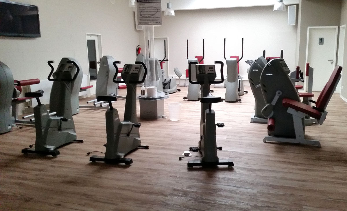 Milon Kraft Ausdauer Zirkel aus Reha Fitnessstudio, 2015 von Milon überholt und gewartet, Baujahr 2010, Zustand gut, gebraucht