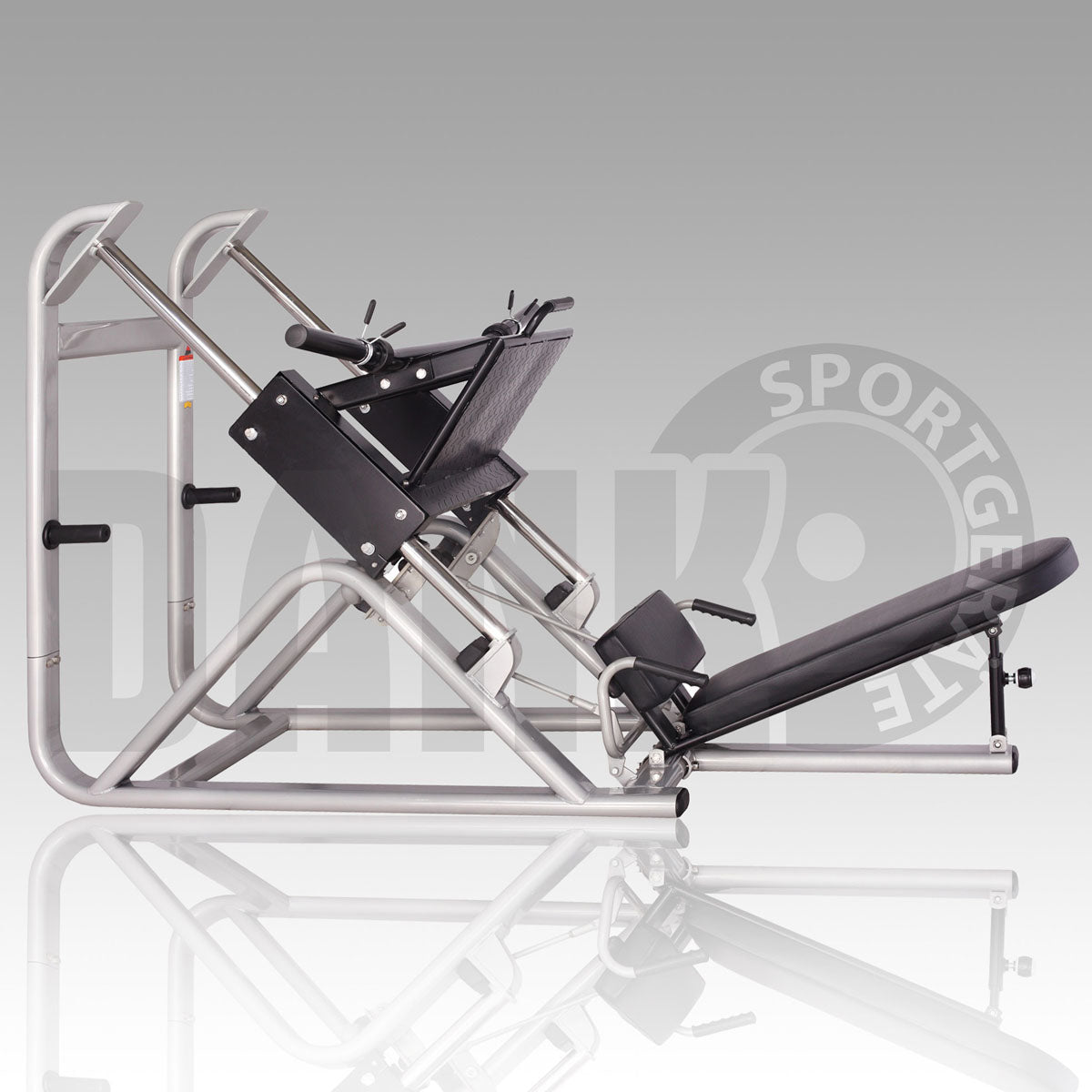 Danksport S-Line Kraftgeräte, Gerätepark mit ca. 22 Fitnessgeräten und Zubehör, Farbe Silber, Polster Braun - Neue Geräte / Ausstellungsgeräte