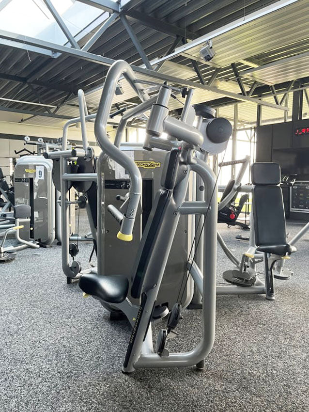 TechnoGym 13 strength training machines in a set, Element Line series, used - refurbished condition