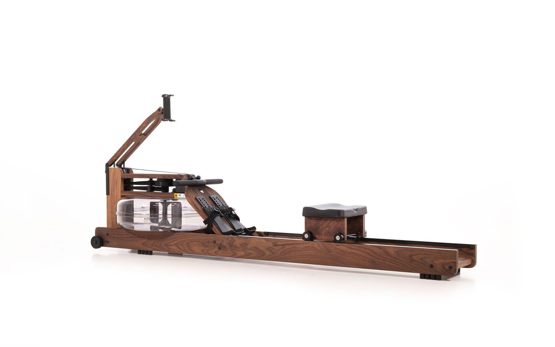 Rudergerät aus Holz mit Wassertank, seitliche Ansicht.