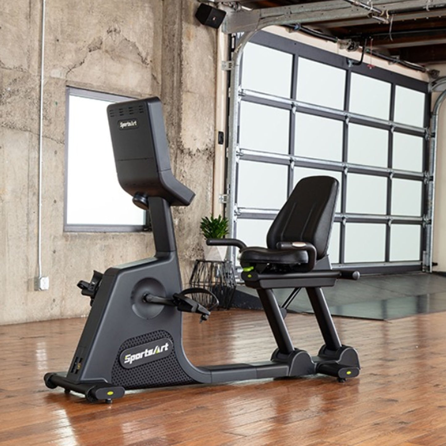 Sportsart Recumbent Bike - Liegeergometer C573R