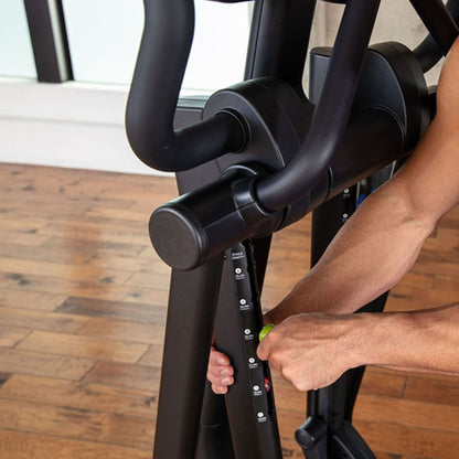 Sportsart Elliptical, Ellipsentrainer E873