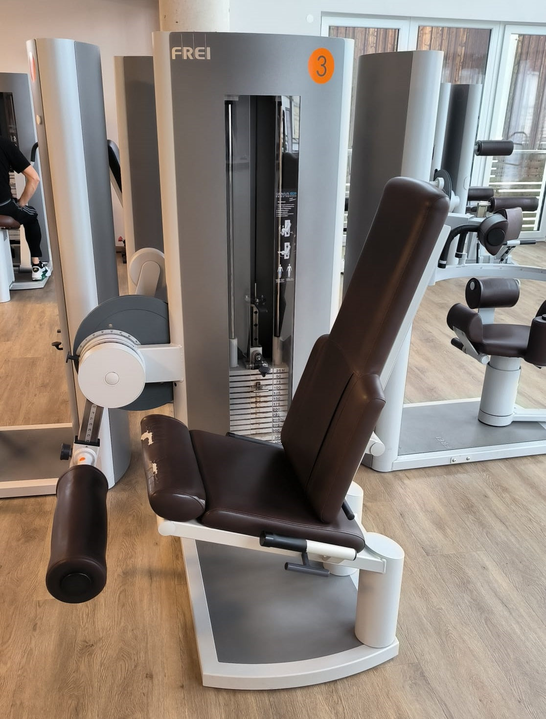 Frei Genius Eco 13er Gerätesatz, MPG, KGG, MED Zulassung, 13 Kraftgeräte im Set, Medical Physio Serie, Silber, gebraucht - überholter Zustand