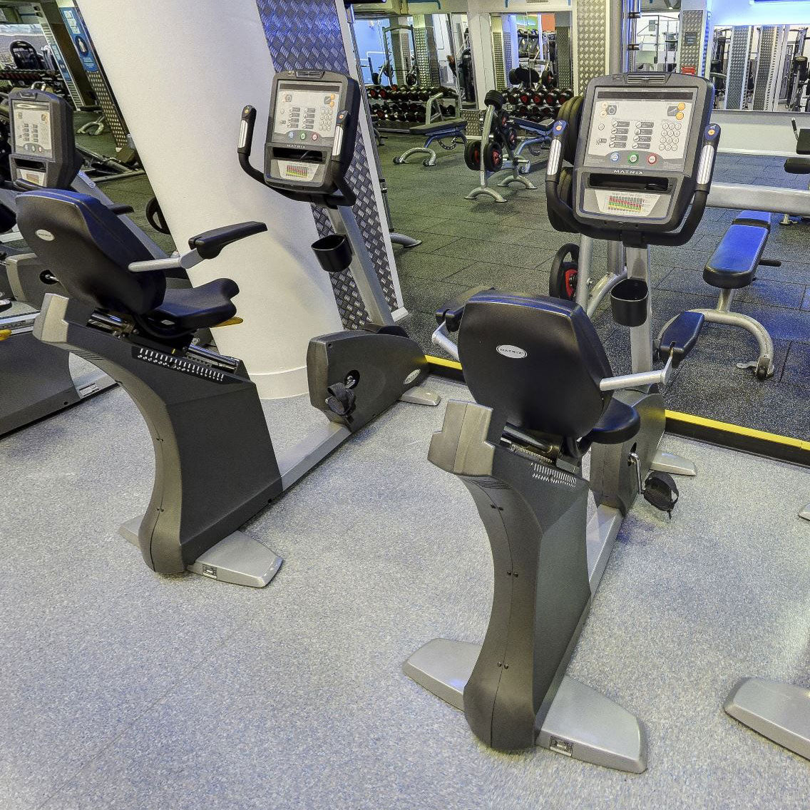 Matrix H5x Hybrid Bike Ergometer, Cycle mit Rückenlehne, Neues Modell, gebraucht - überholter Zustand