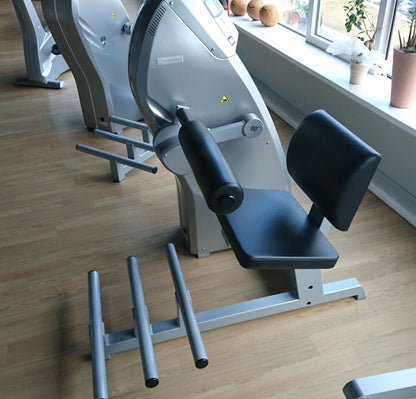 Milon strength-endurance circuit from 2014, youngtimer, aluminum look, 12 circuit devices, built end of 2013 - delivered 2014 - overhauled and as good as new condition