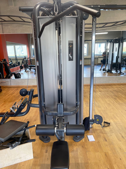 Cybex 8 Stationenturm PWR Play, 8 Stack Multi Station, baugleich Life Fitness MJ Tower, große Gewichtsblöcke, Rahmenfarbe Anthrazit, gebraucht - überholter Zustand