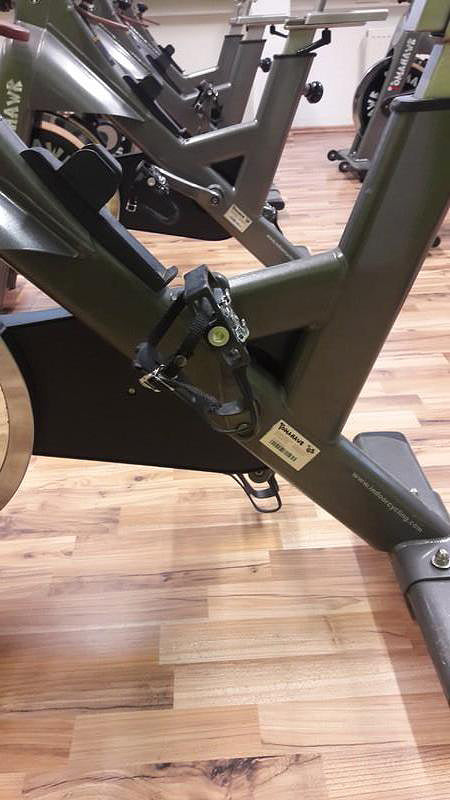 Tomahawk S-Serie Indoor Cycling, 22 Stück, mit großem Cycle Well Paket, Sonderfarbe, gebraucht - überholter Zustand