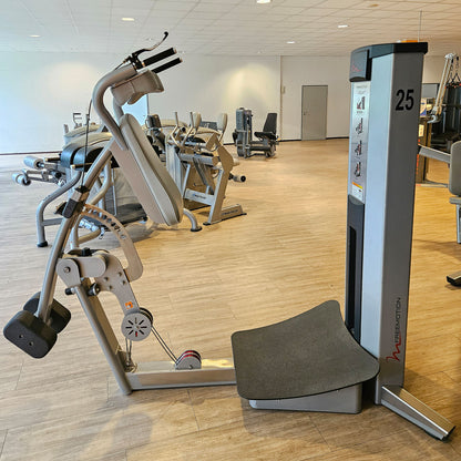 Freemotion Squat G610 - Kniebeugenmaschine, Bein Krafttrainingsgerät aus der Genesis Serie, Rahmenfarbe Silber, gebraucht - überholter Zustand
