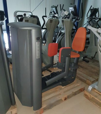 Gym80 Sygnum individual devices e.g. cable pull, leg extension, lat pull, chest press, gluteus, cable pull, press bench, benches adjustable basic, back extension etc., used